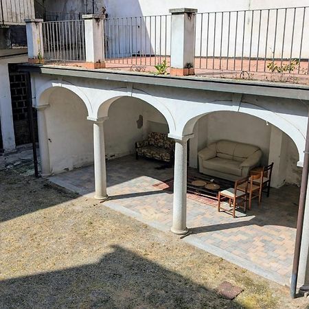 Апартаменты Il Castello Delle Dame - Il Maschio Виджевано Экстерьер фото